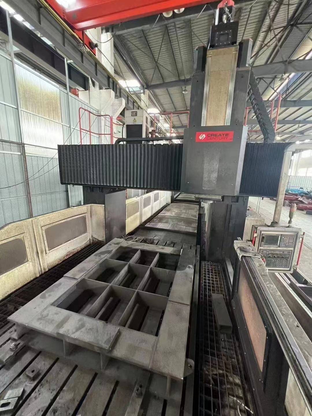 转让二手台群G-2360R2龙门加工中心龙门宽:2300