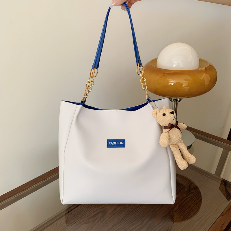 Colgante de cinturón azul