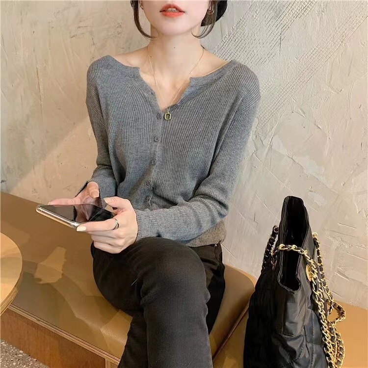 Manya Autumn and Winter V Neck Knitwear Women's Thin Long-sleeved Pure Color Short Outer Slim Sweater Cardigan Outwear for Women