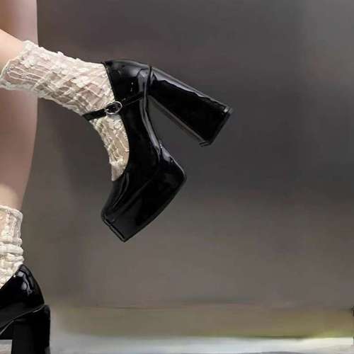 French-style petite stiletto Mary Jane shoes for women, black, with a design sense, American high heels, niche.