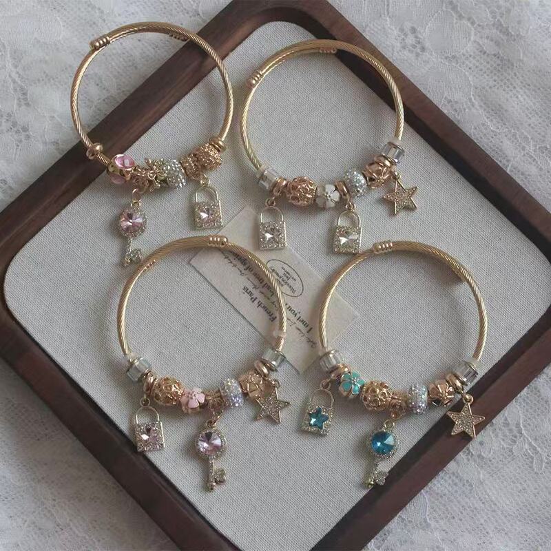 Panjia's New DIY Beaded Bracelet, Star Key Diamond Pendant, Versatile Adjustable Bestie Bracelet Panjia's New DIY Beaded Bracelet, Star Key Diamond Pendant, Versatile Adjustable Bestie Bracelet