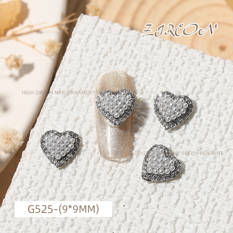 Internet Celebrity full Diamond Love circón Luz de lujo joyería de uñas perla colgante de metal en forma de corazón diamante oro plata fototerapia Decoración