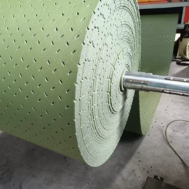 隔音材料;跑道草坪;保温隔热材料