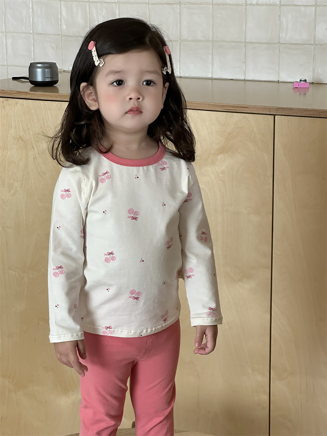 Pijamas infantiles de otoño conjunto de casa 2025 ropa de otoño ropa infantil coreana pijamas niñas ropa de hogar dos piezas