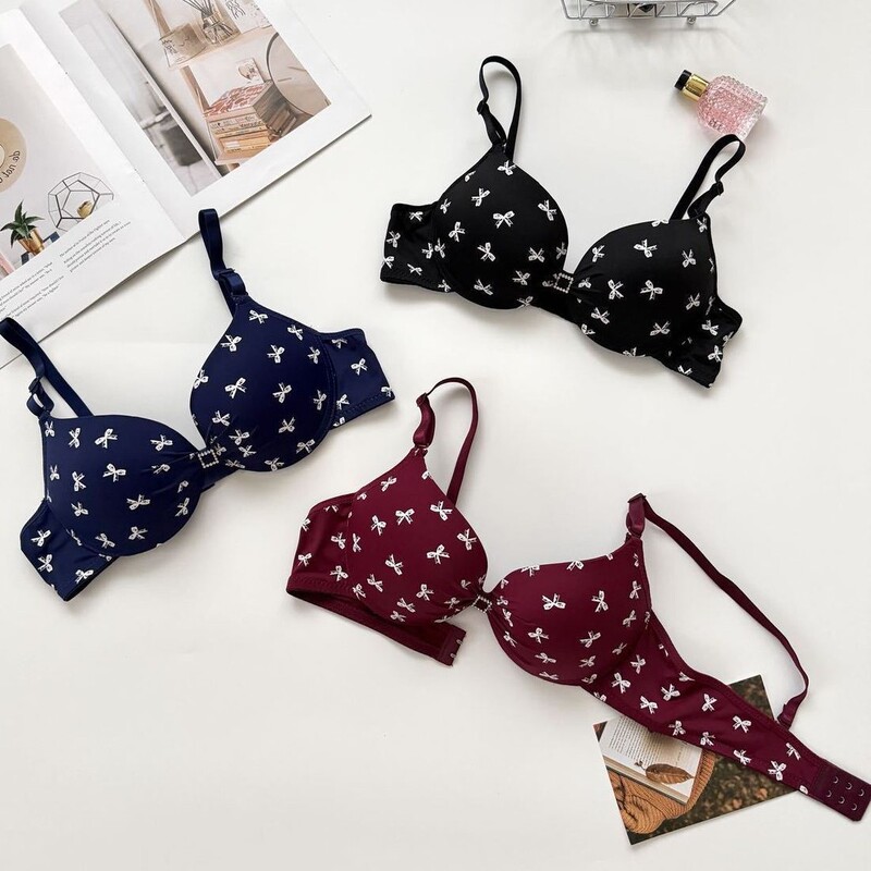 Beautiful Butterfly Backless Medium-Padded Women's Bra for Flat Chests, Cross-Border Push-Up, Enhances Small Breasts, Anti-Sagging, with Underwire