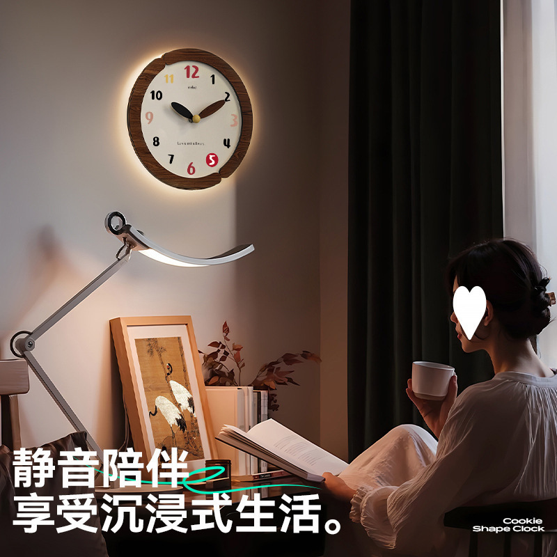 快度美世达奶油风钟表挂钟客厅新款家用免打孔简约创意挂墙时包邮|undefined