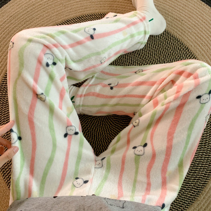 Pantalones de pijama de franela de dibujos animados de otoño y invierno para mujeres con pantalones de lana de coral caliente para estudiantes de lana de invierno para el hogar