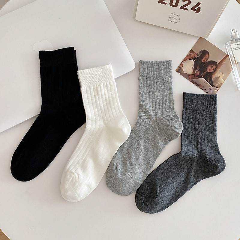 Ins Basic Vertical Stripe Cotton Socks Spring and Summer Thin Socks JK Mid-Socks Black and White Grey Piled Socks Ins Basic Vertical Stripe Cotton Socks Spring and Summer Thin Socks JK Mid-Socks Black and White Grey Piled Socks