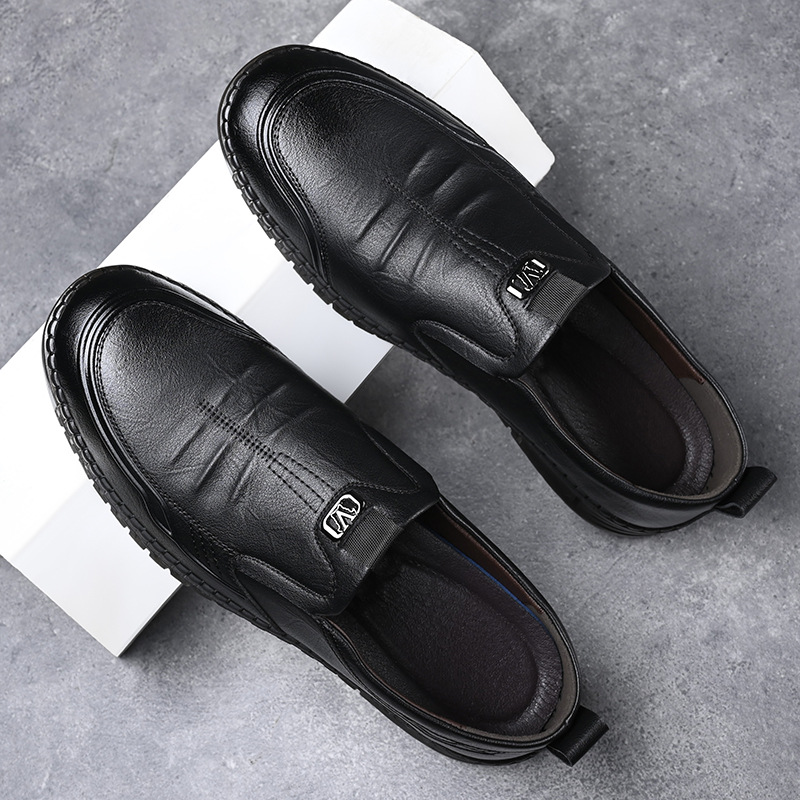 부드러운 가죽 부드러운 바닥 남성 가죽 신발 남성 봄 새로운 캐주얼 가죽 신발 남성 운전 아빠 신발 남성용 미끄럼 방지 비즈니스 가죽 신발