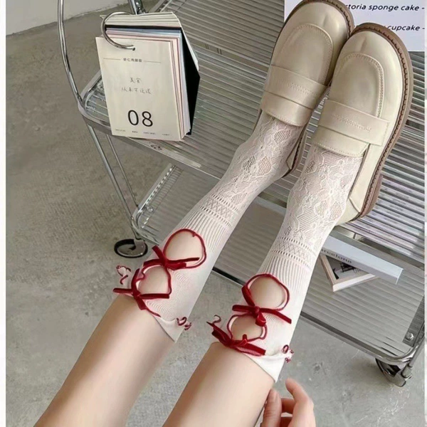 BC-3022 fork socks white plus red butterfly