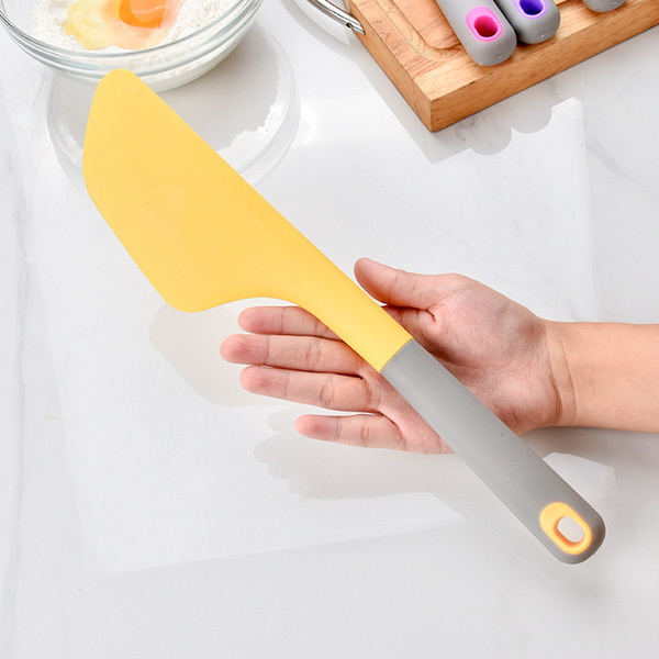 Cream heat-resistant silicone big scraper