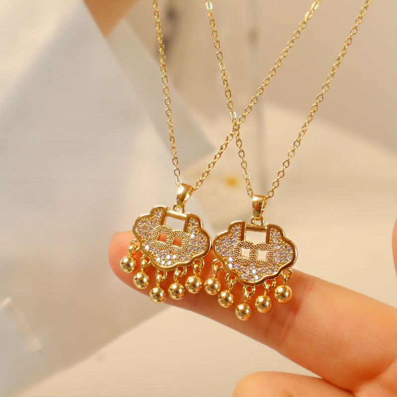 Ethnic Style Safety Lock Titanium Steel Inlay Rhinestones Pendant Necklace_colorza_3