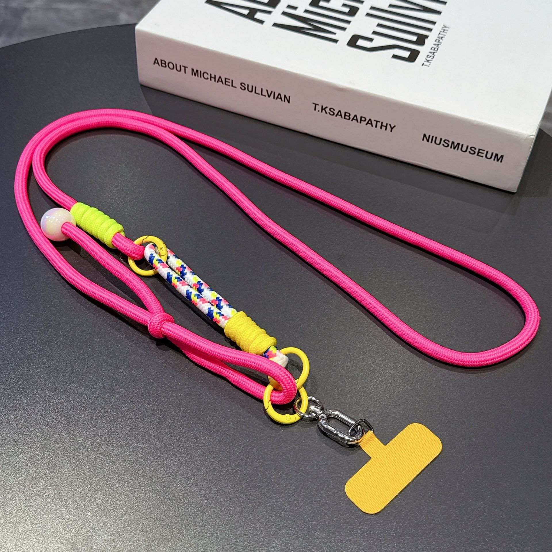 Nuevo cuello ajustable larga cuerda trenzada multifuncional cuerdas de empalme de muñeca estilo coreano de tendencia de pelota de color al aire libre a prueba de pérdida