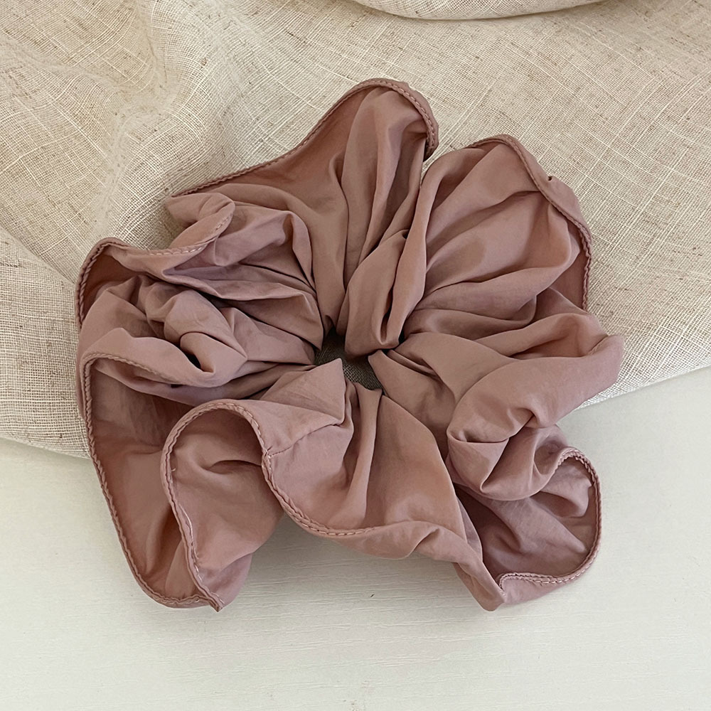 Gentle and Lazy Style, Lotus Root Pink Hair Tie, High Crown for a Smaller Face, Atmospheric Bun, Large Hair Rope Hair Accessory