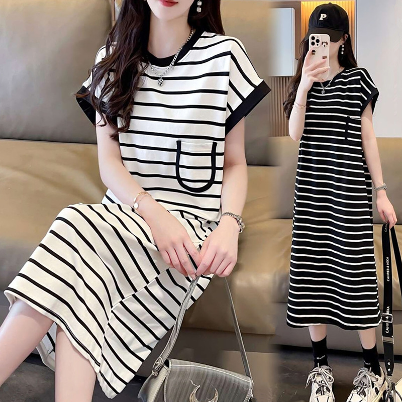 Summer New Korean Style plus size Casual Short-sleeved Striped dress Women's Summer Mid-length Loose Age-reducing T-shirt Skirt