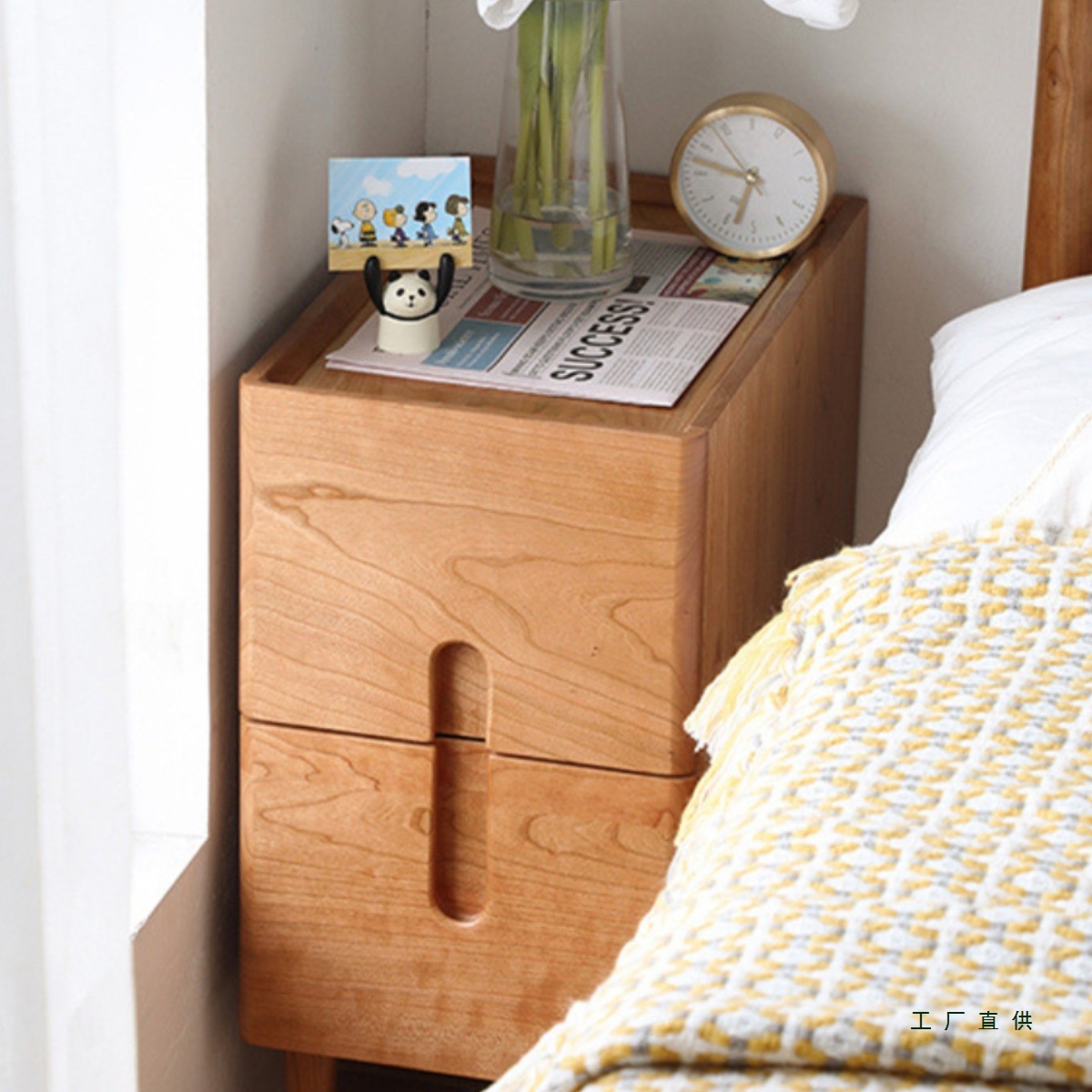 Small Apartment Solid Wood Bedside Table Scandinavian Oak Cherry Wood 25cm Wide Small Size Bedroom Ultra Narrow Storage Cabinet 20