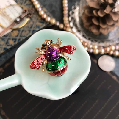 Cute Butterfly Bee Enamel Brooch Yaxa sancaqları