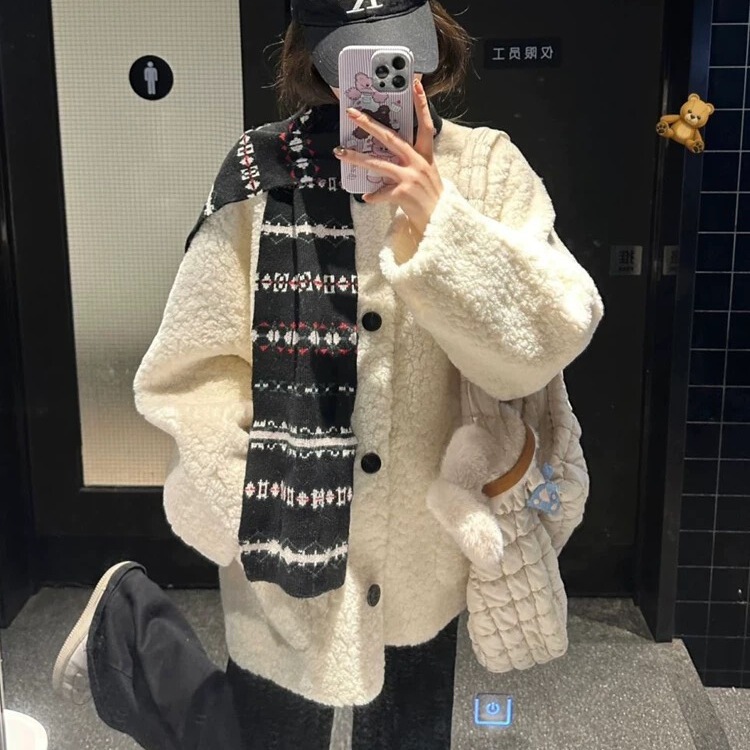 Korean Lamb Wool Outwear for Women 2025 New Popular Autumn and Winter Loose Fur Integrated High-End Casual Plush Outwear