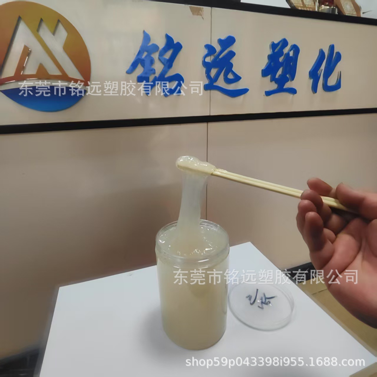 efa49dfcbabae5e2f0783454ff75b8