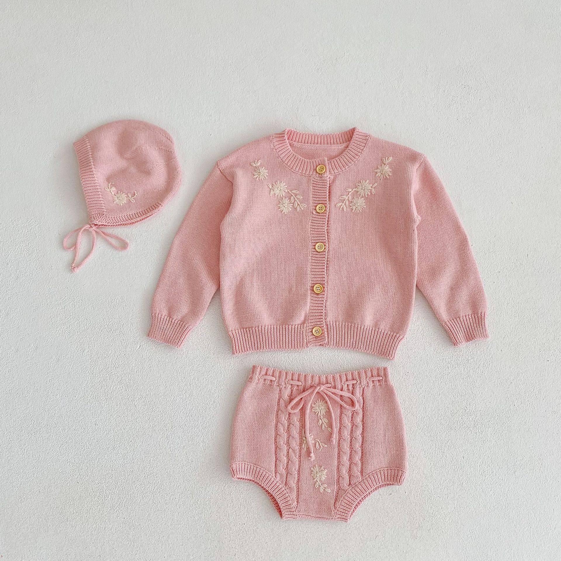 Hierscht 2024 Baby a Meedchen gestrickte handgestickte laangärmlech Top+Hosen+Hutt 3-Stéck Set_voghion.com