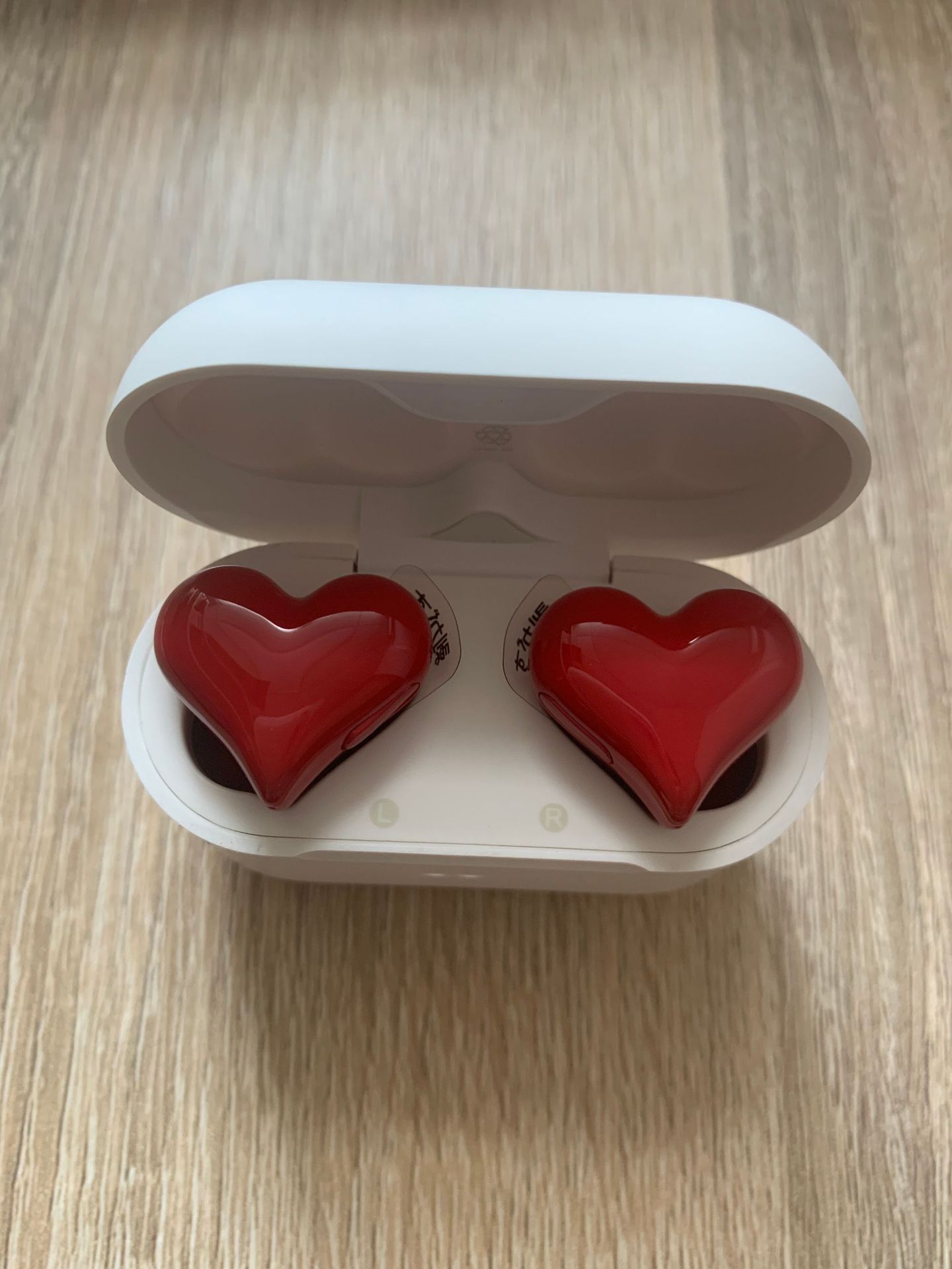 200g Weight Bluetooth Headset Classification ABS, PC Material Heart Shape Pattern Romantic Style Heart-shaped Headset In-ear Wireless Bluetooth Noise Reduction Headset 2