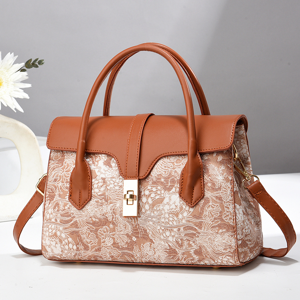 跨境包包轻奢小众夏天女百搭单肩包国风刺绣手提包女包批发