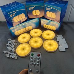 リモコン + モーションセンシングマルチモード LED 充電式磁気ナイトライトワードローブライトキャビネットライトギフトライトクロスボーダーモデル