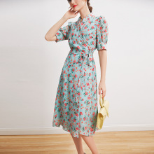 法式复古仙女连衣裙2025新品真丝翻领收腰绿色中长款桑蚕丝长裙潮