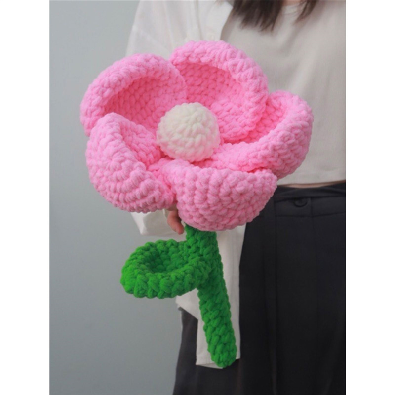 Super large flower Flower knitting diy material bag ice bar coarse wool crochet tulip flower pillow for girlfriends gift