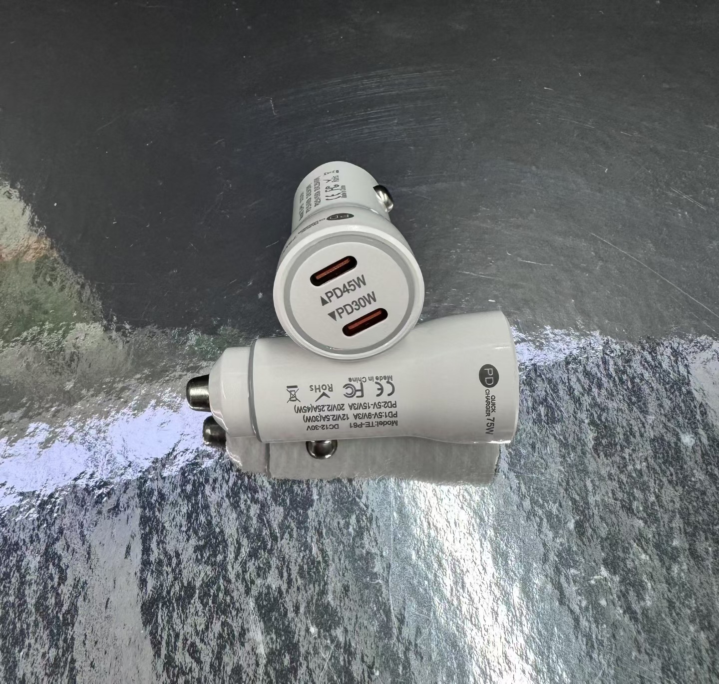 Dual-Port Pd Car Charger Fast Charging 75W Car Mobile Phone Charging Head Type C Smart Pd Car Charger Fast Charging One