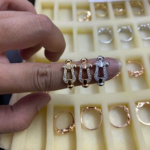 �¿�M��R���ָ�߰汾V����18K�߱�ɫ��ָ�W���r���p��ָ�h��