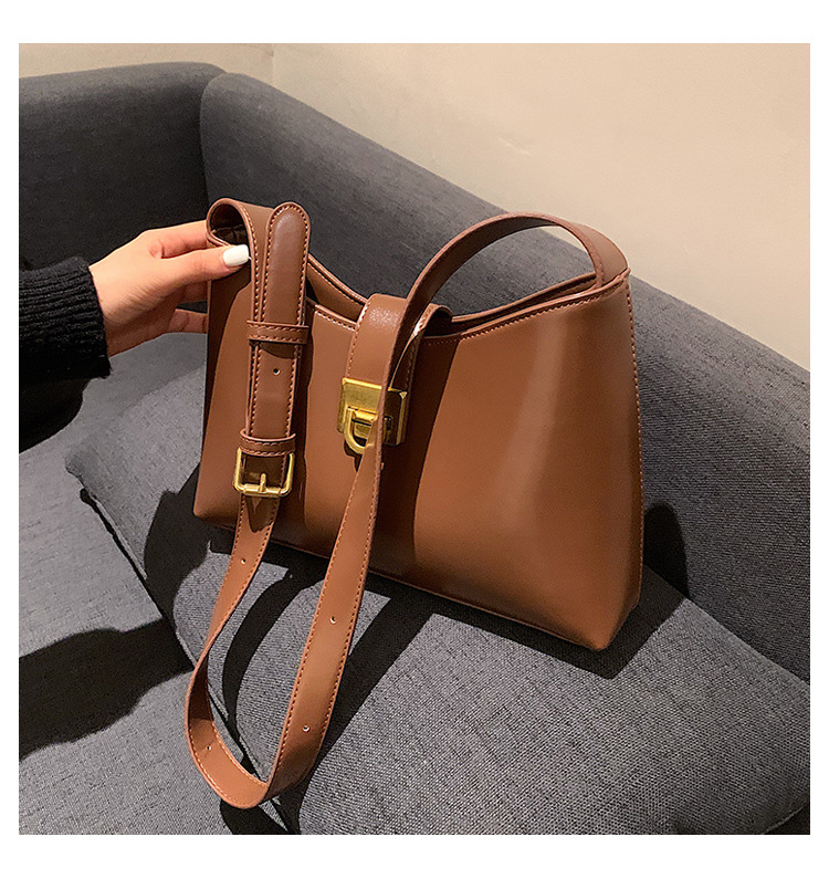 2021 New Bucket Female Bag Korean Solid Color Large-capacity Commuter Diagonal Bag display picture 124