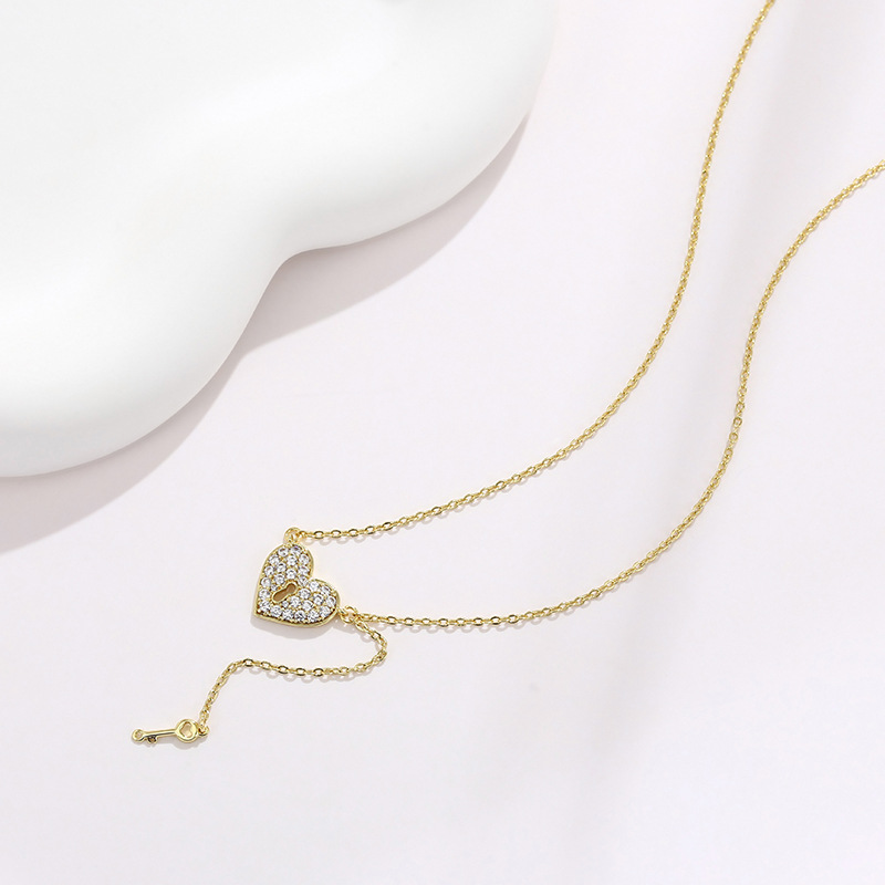 Xupe joyería amor corazón cerradura aleación con incrustaciones de circonio dulce personalidad cadena clavícula nicho temperamento clave Collar para las mujeres