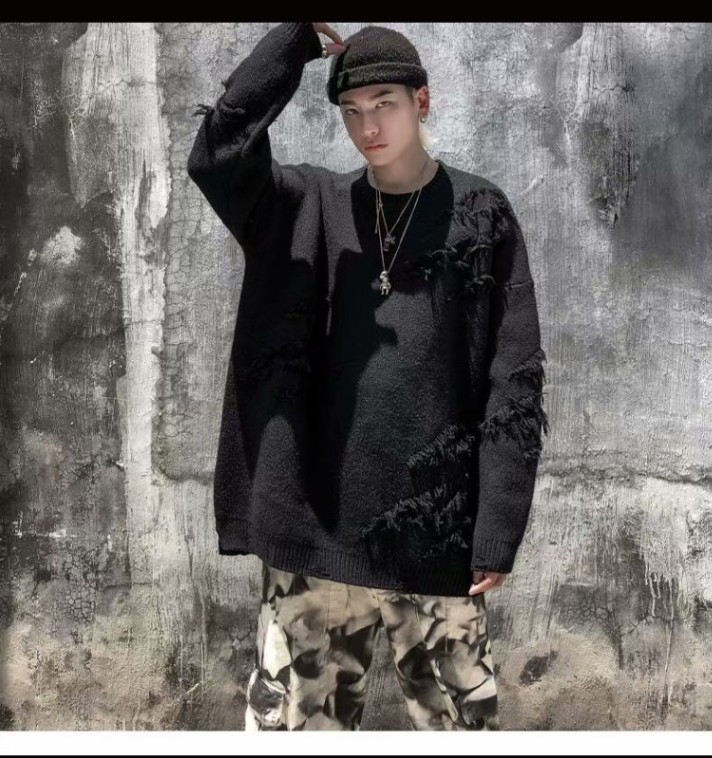 Unisex Oversized Knitted Jumper With Tassel Design For Couples_voghion.com
