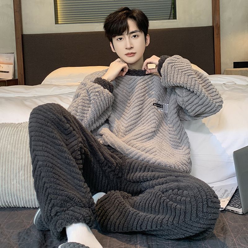 Coral Velvet Pajamas Men's Winter Thickeneded Velvet Youth Cartoon Flannel Warm Home Clothes Set