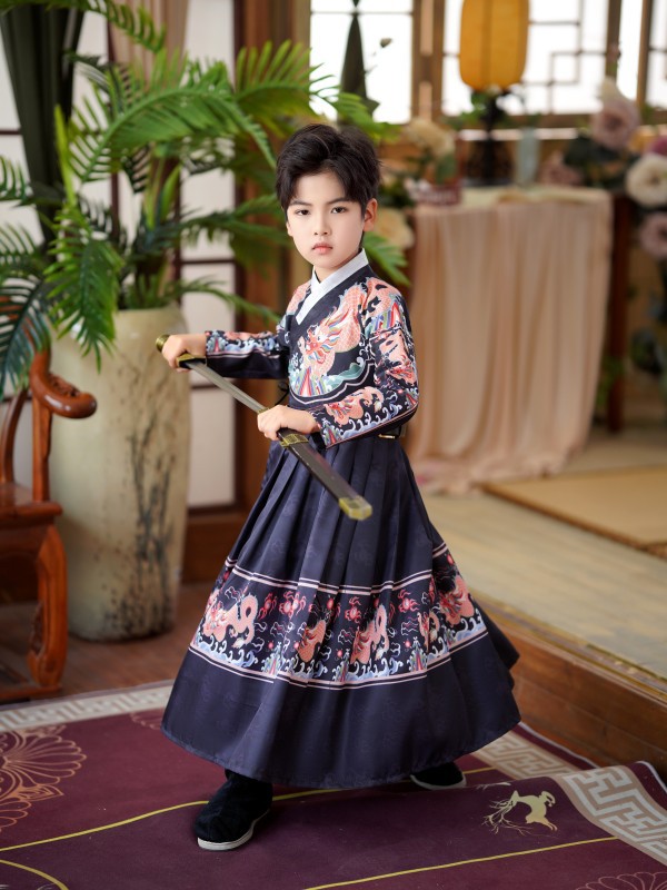 黑色服装