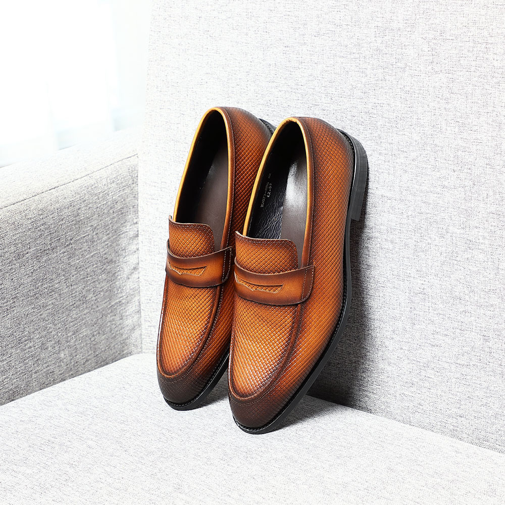 Trend leather shoes