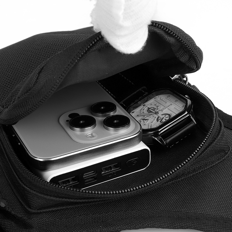 Comercio exterior al por mayor 2024 nuevo bolso de pecho táctico de nailon para hombres bolso de chaleco de ciclismo al aire libre mochila de viaje multifuncional