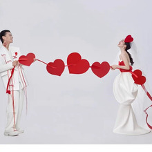 领证拍照小物件喜字手持道具创意登记订婚婚礼手举牌摆拍晨拍神器