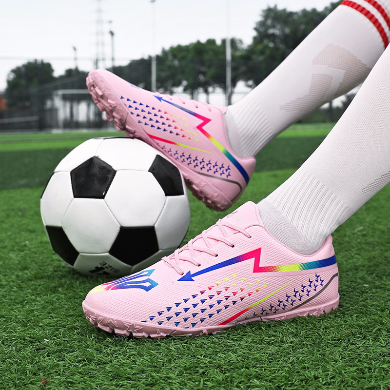 Nuevos zapatos de fútbol de clavos transfronterizos zapatos de entrenamiento deportivo de adultos hombres y mujeres zapatos de entrenamiento de clavos adolescentes al por mayor