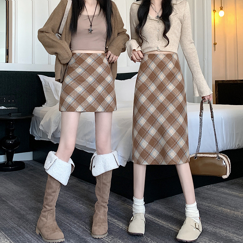 覆古加厚毛呢格子半身裙女秋冬季新款小个子包臀裙高腰a字中长裙