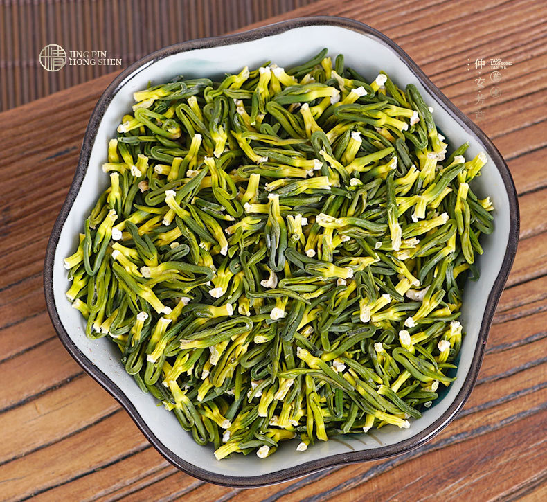 Lotus Plumule (Nelumbo nucifera) — Dried Lotus Seed Heart Tea, 100g Jar quality and texture