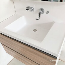 ��ʽ�ռ{ԡ�ҙ�ԭľ�L������ʯ�߱�һ�w��ϴ����M���lԡ������