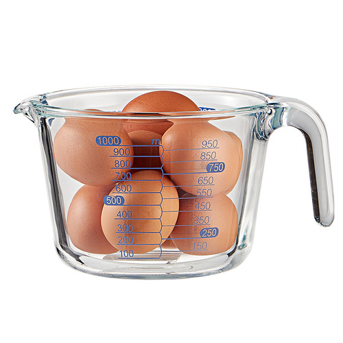 High-borosilicate glass measuring cup with markings, food-grade for home use—ideal for kitchen baking and egg-whisking; also features heat-resistant, graduated measurements for everyday use.