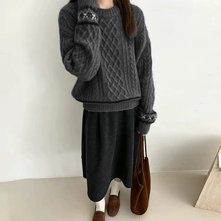 2026秋冬新款圆领女士纯羊毛衫宽松纯色提花毛衣套头针织上衣