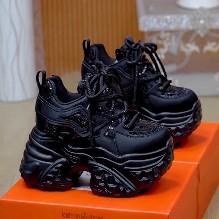 Zapatos de suela gruesa para mujeres 2026 primavera nuevo diamante calentamiento de altura zapatos de mujer zapatos deportivos casuales de mujer