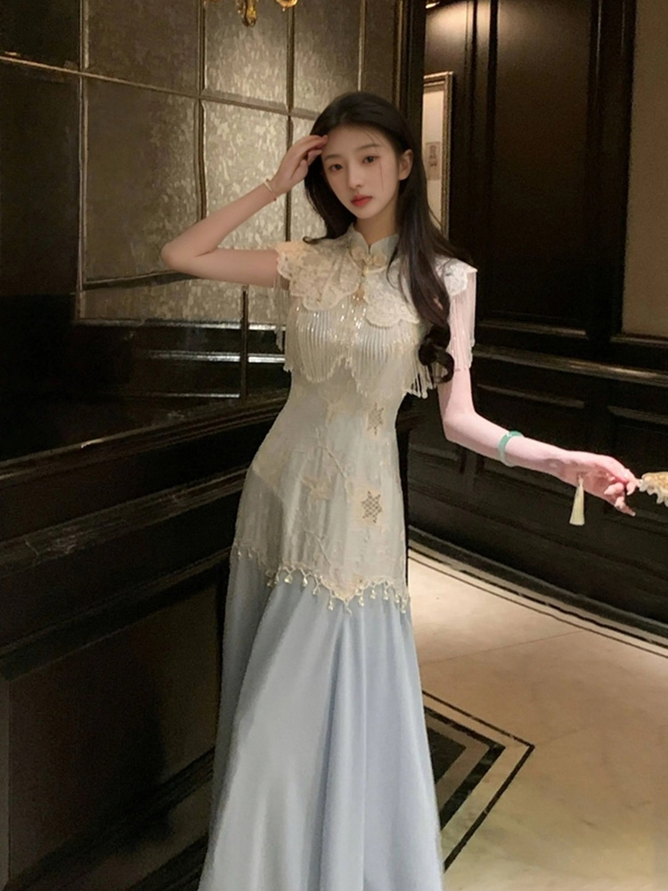 Đầm sườn xám ôm body thêu hoa đào phong cách Trung Hoa mới mùa hè ZX N4091 — Ánh trăng xanh lam, Màu trắng be