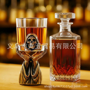 �羳�¿� Grim Reaper Whiskey Holder Set ������ʿ�����b������