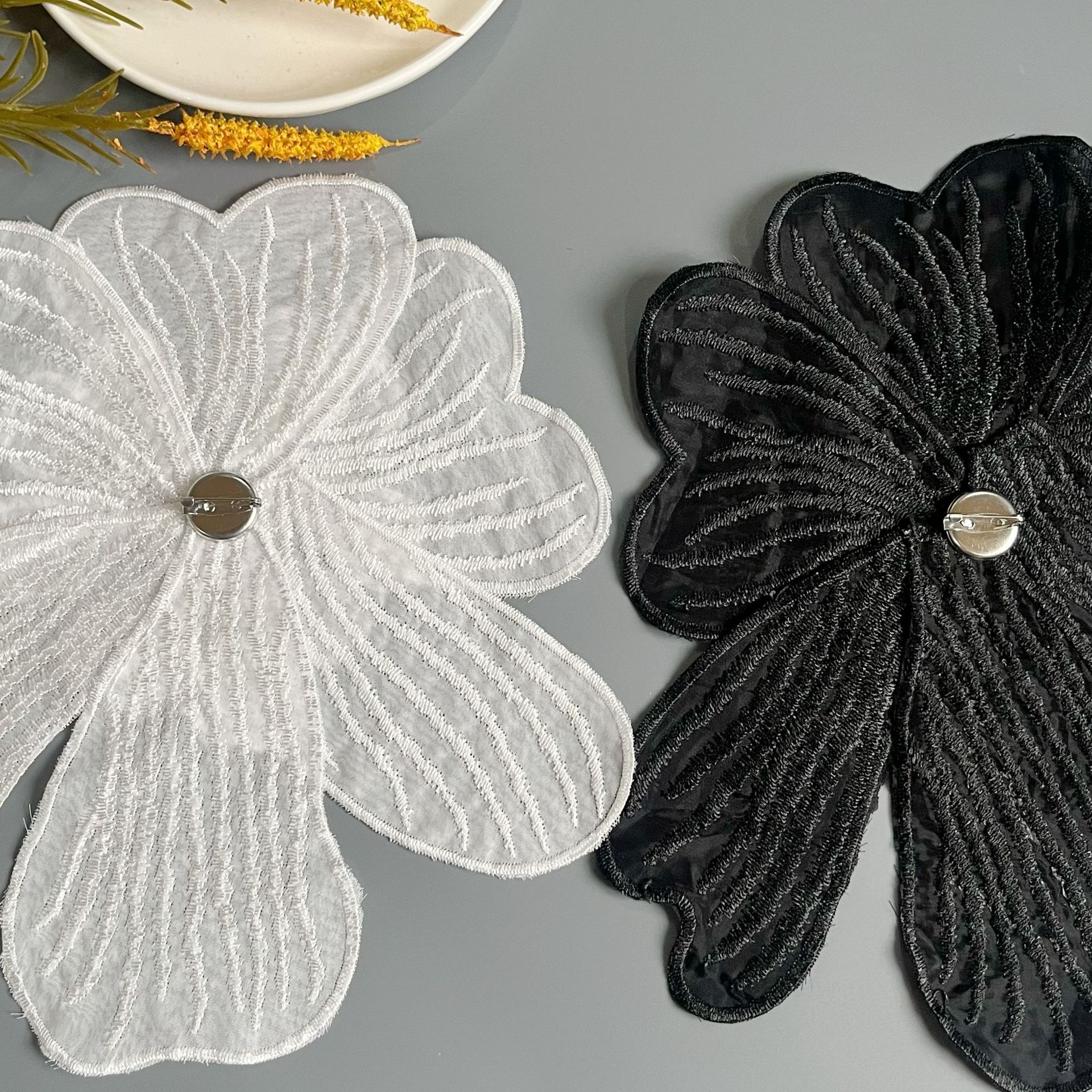 핀을 추가해야 하는 경우 고객 서비스에 문의하세요.