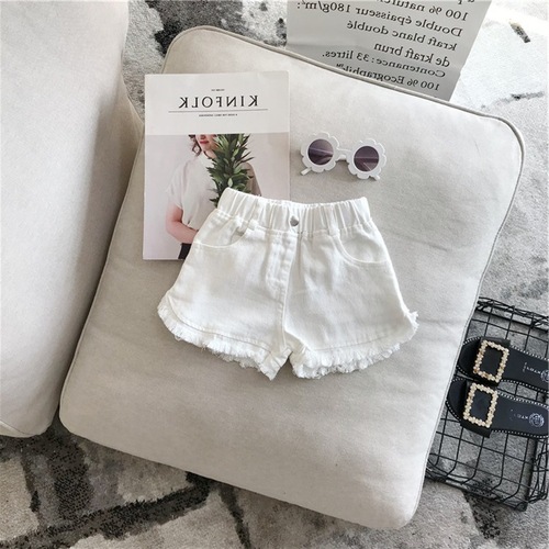 Children's clothing summer new solid color Korean pants girls casual white jeans children's black shorts baby hot pants